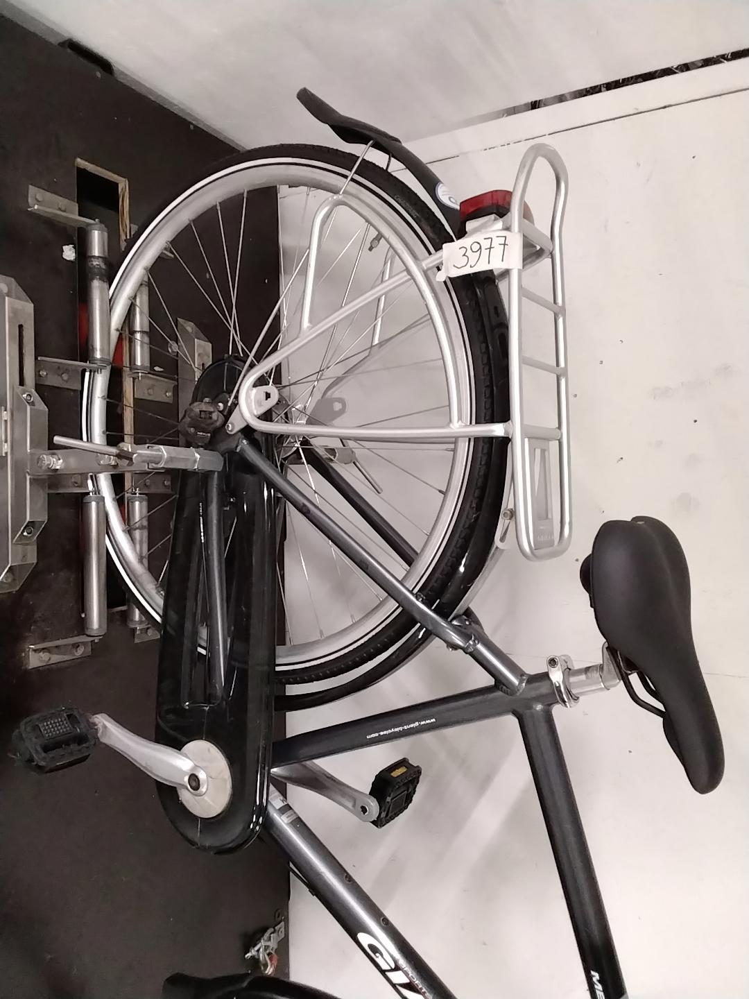 Fiets nr. 3977 Giant Metro Herenfiets kleur Grijs