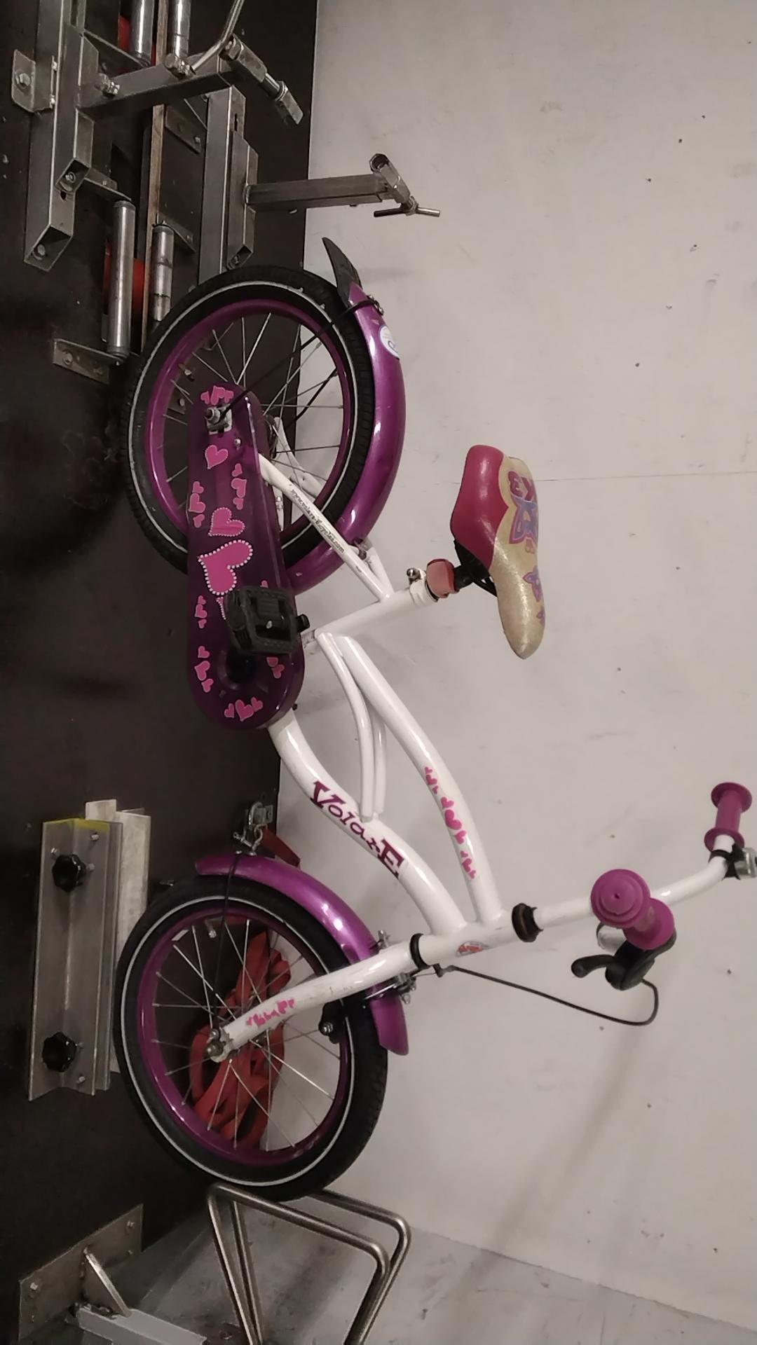 Volare Kinderfiets Meisjesfiets – Veilig, praktisch en klaar voor plezierige ritten