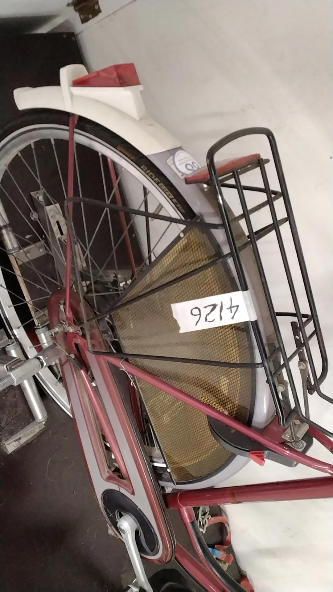Fiets nr. 4126 Batavus Piazza Damesfiets kleur Rood