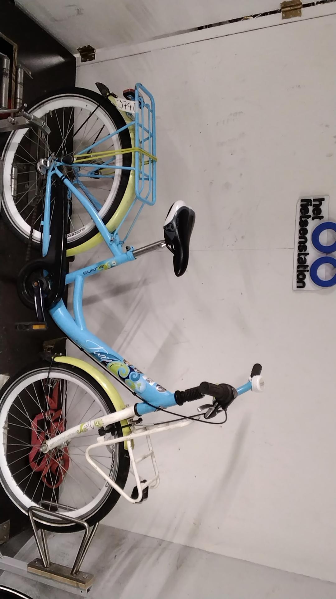 Fiets nr. 3741 Alpina Twirl Meisjesfiets kleur Blauw