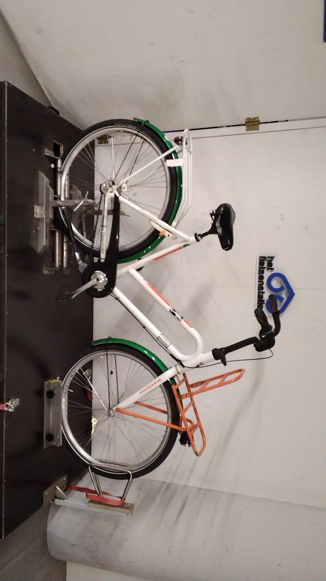 Fiets nr. 3908 Batavus Postcodeloterij Damesfiets kleur Overig