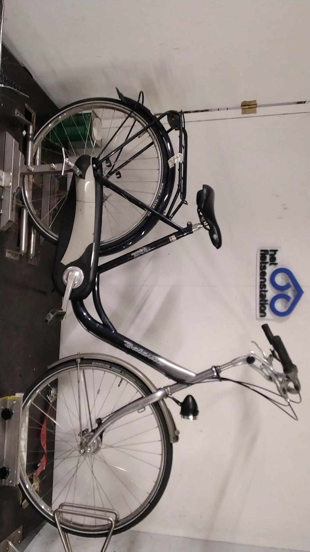 Fiets nr. 3745 Batavus Verona Damesfiets kleur Blauw