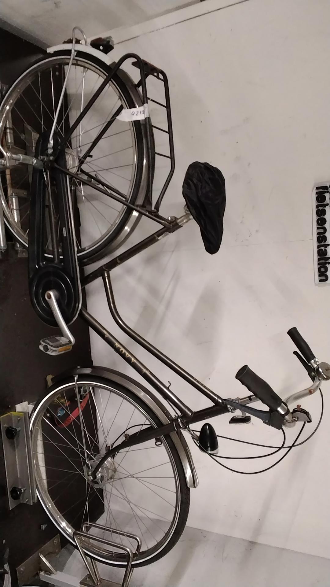 Novy Volemdam Damesfiets