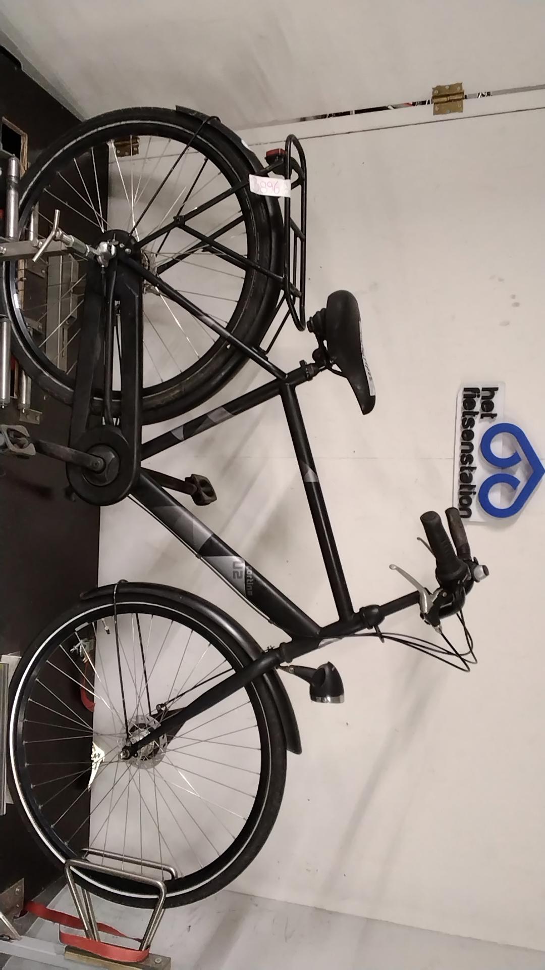 Fiets nr. 3896 Cortina U2 Jongensfiets kleur Zwart