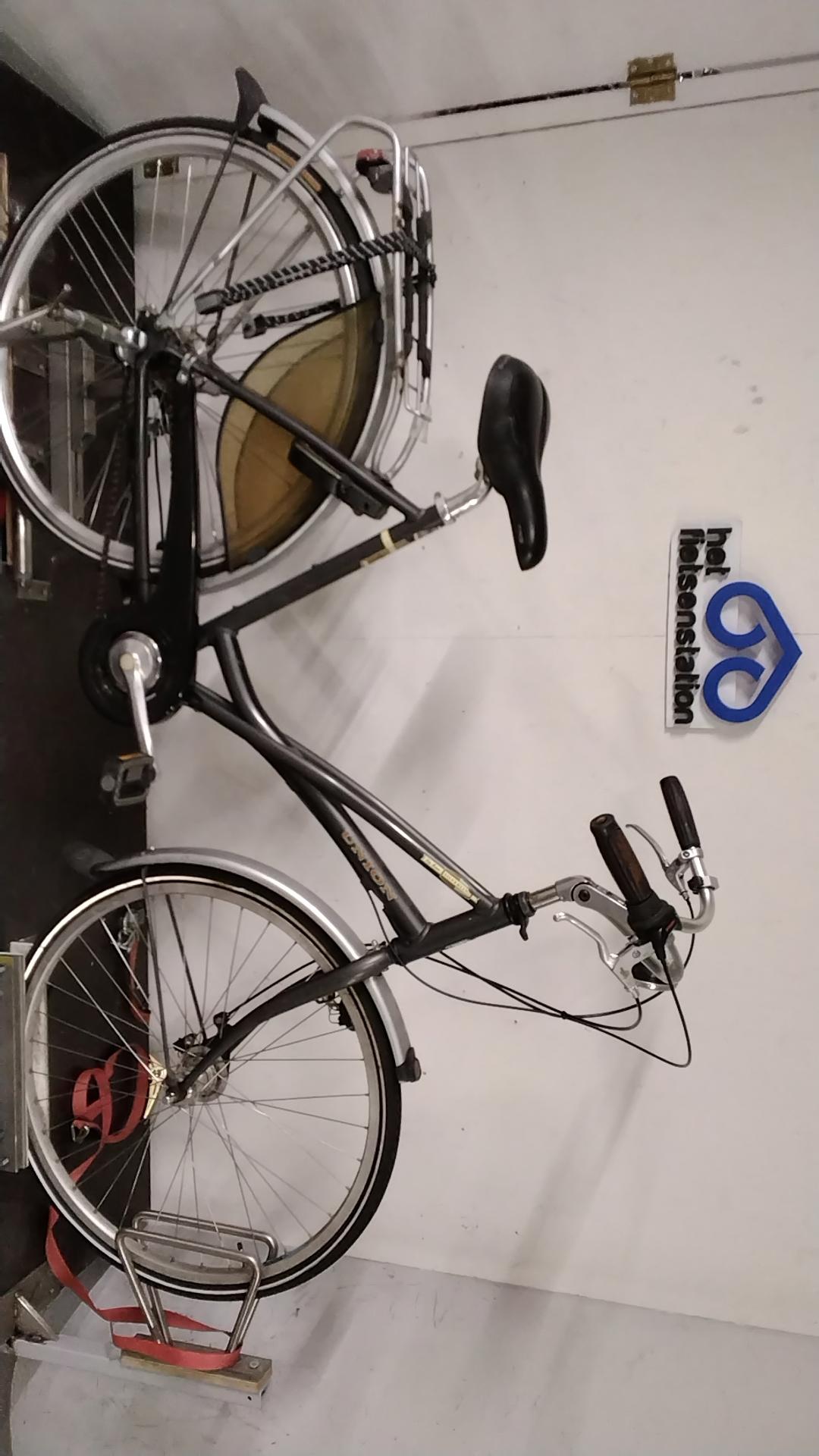 Fiets nr. 2001 Union silverline Damesfiets kleur Grijs