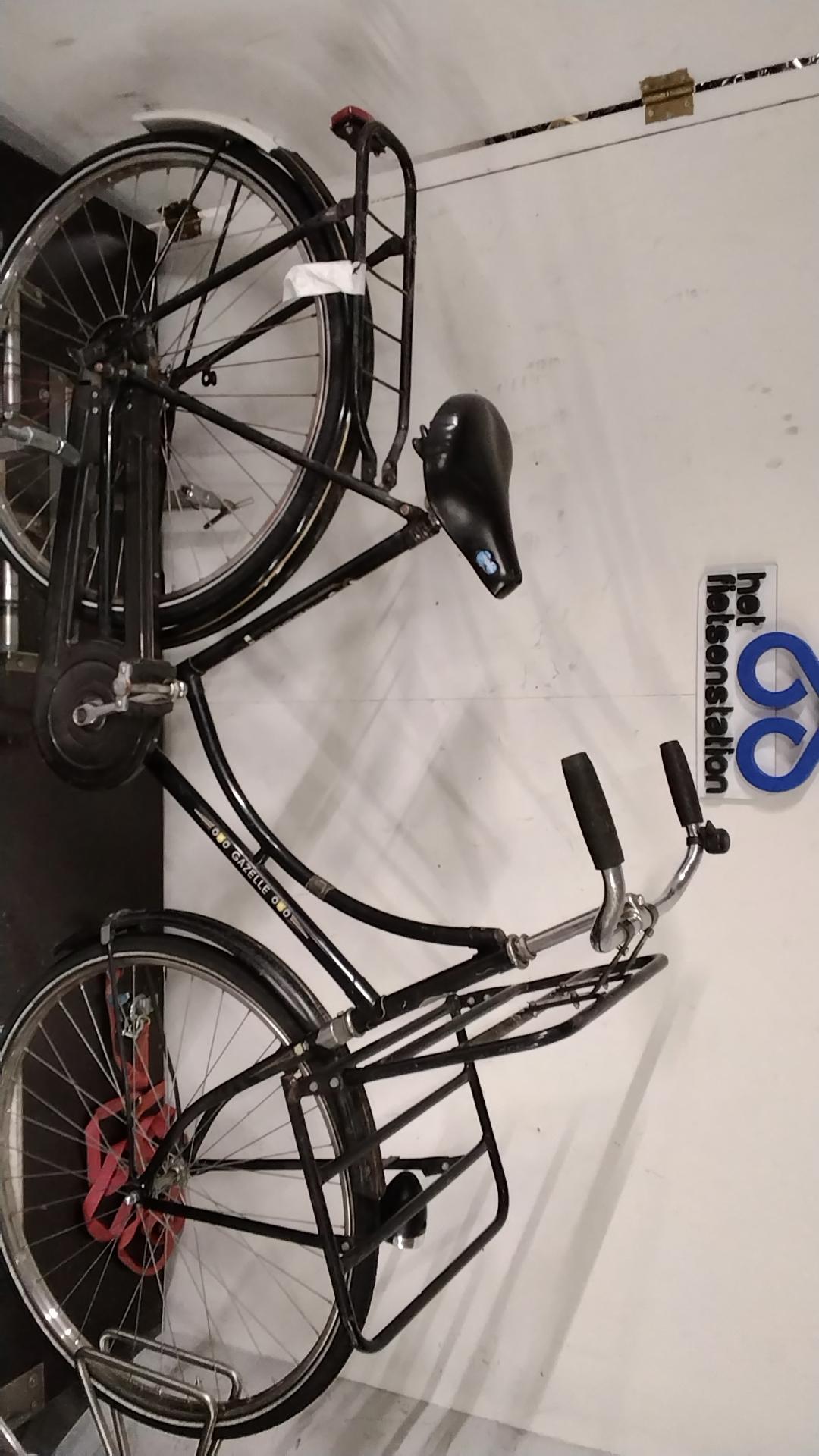 Fiets nr. 3406 Gazelle Omafiets Damesfiets kleur Zwart