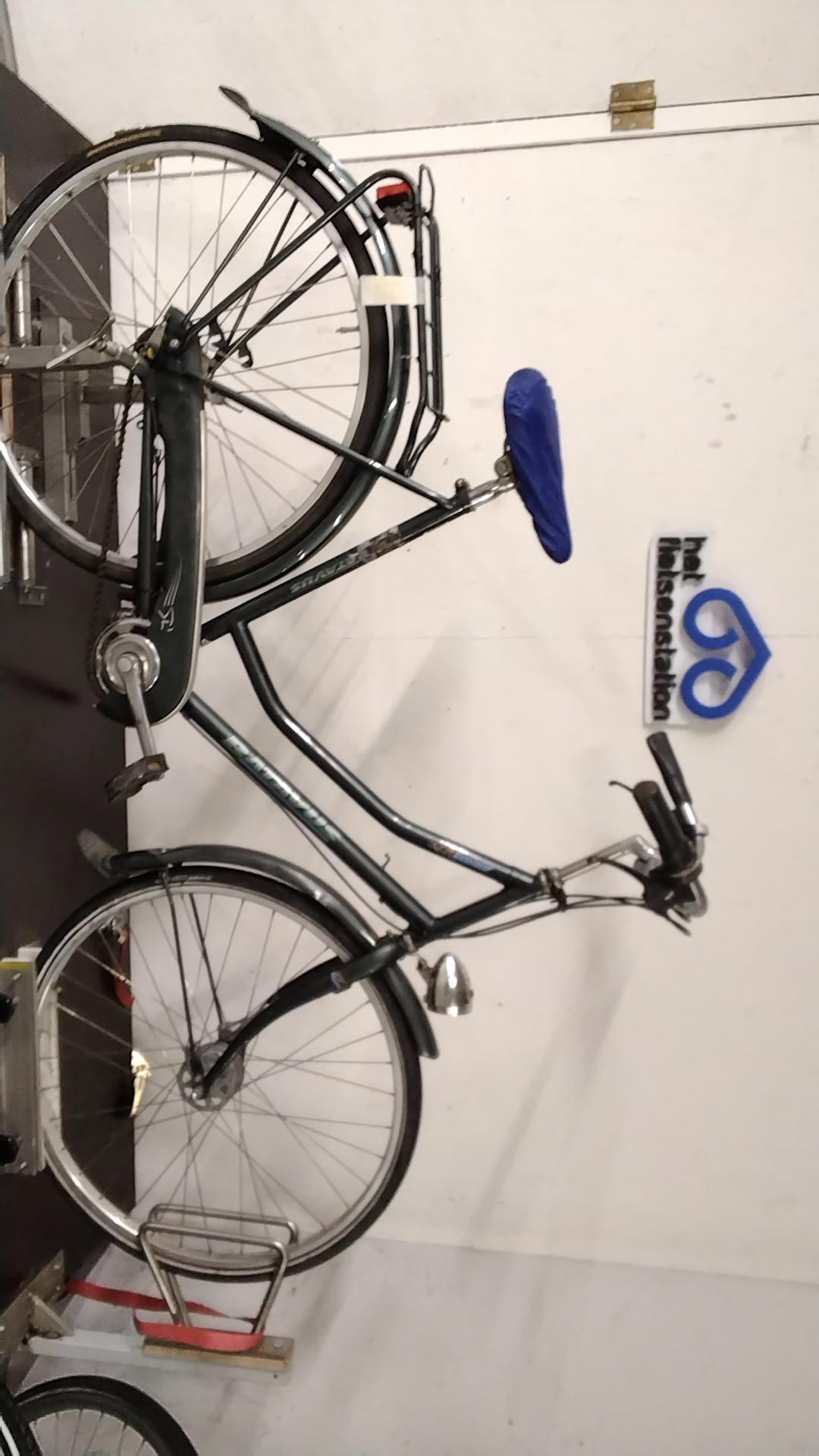 Fiets nr. 3912 Batavus Modena Damesfiets kleur Grijs