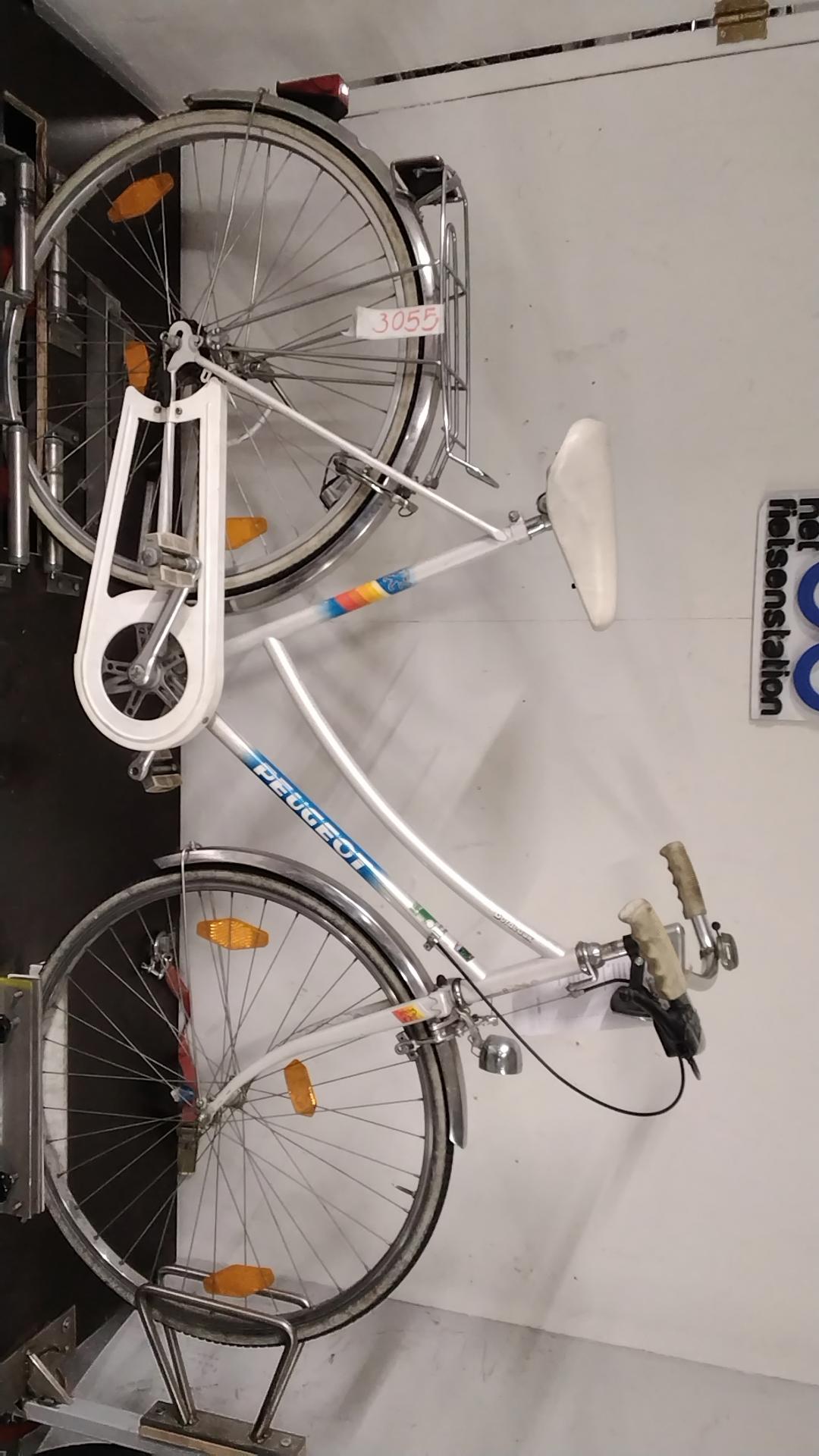 Fiets nr. 3055 Peugeot Bordeaux Damesfiets kleur Anders