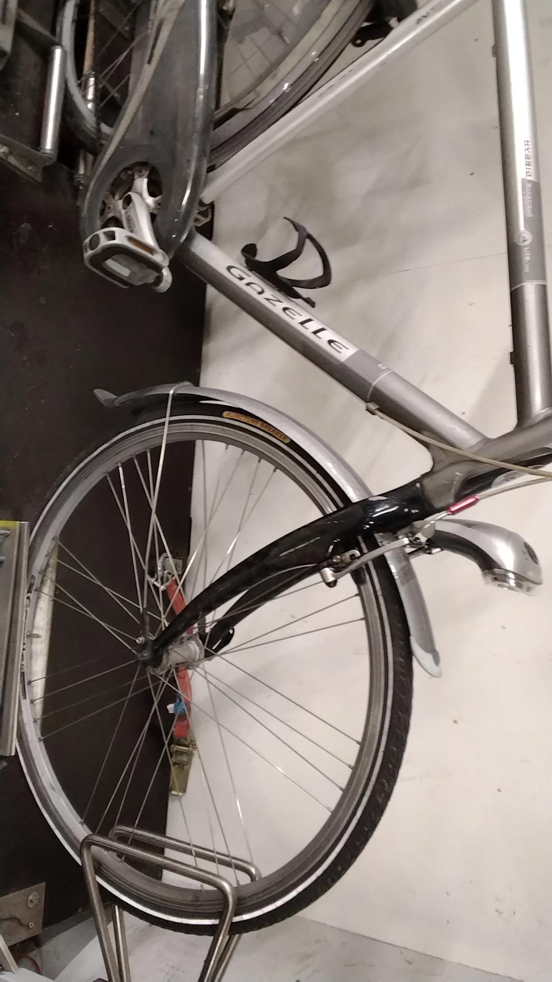 Fiets nr. 4161 Gazelle Superieur Herenfiets kleur Grijs